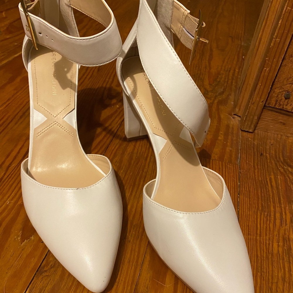 Adrienne Vitadini heels white size 11